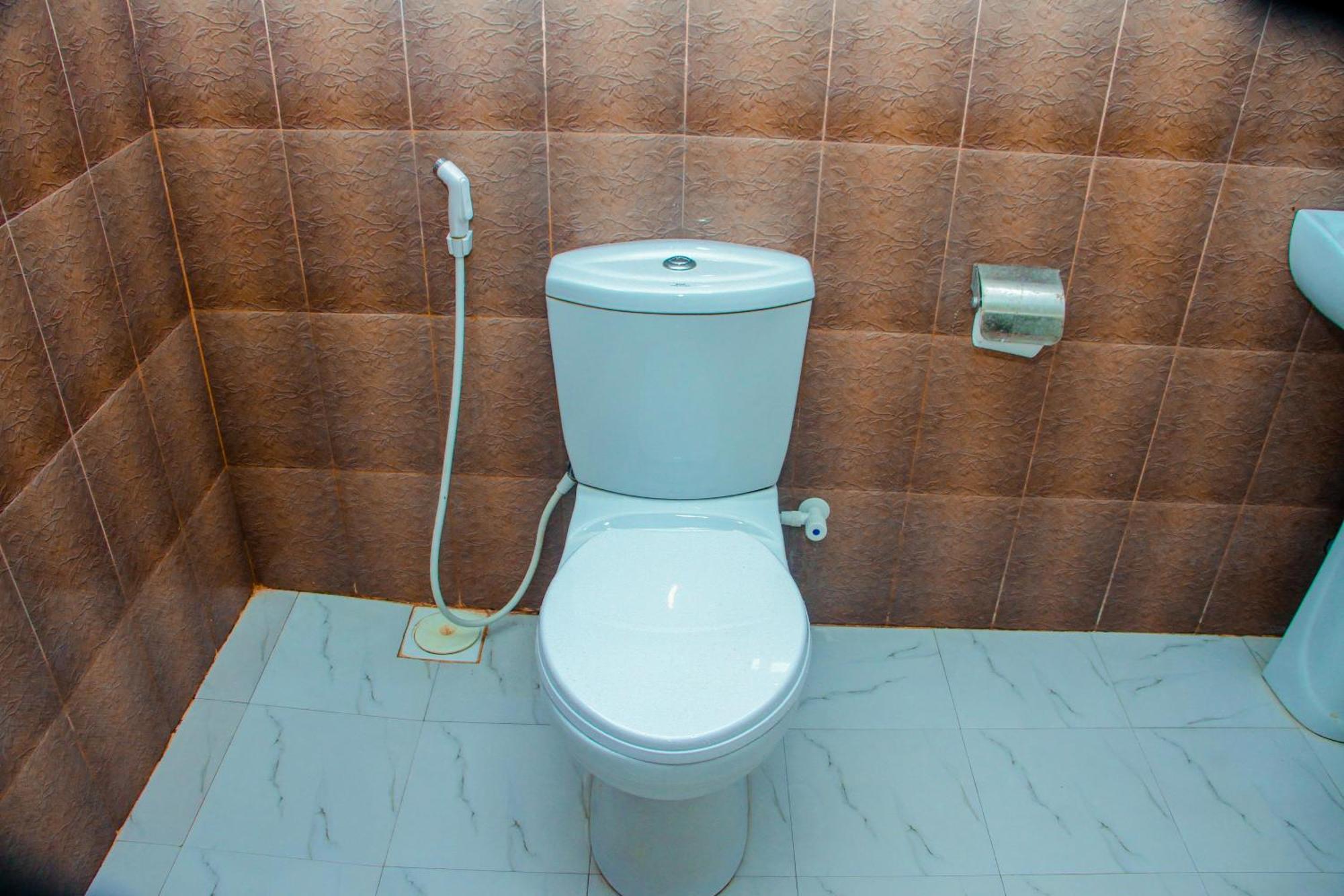Chanaka Holiday Inn Сігірія Екстер'єр фото